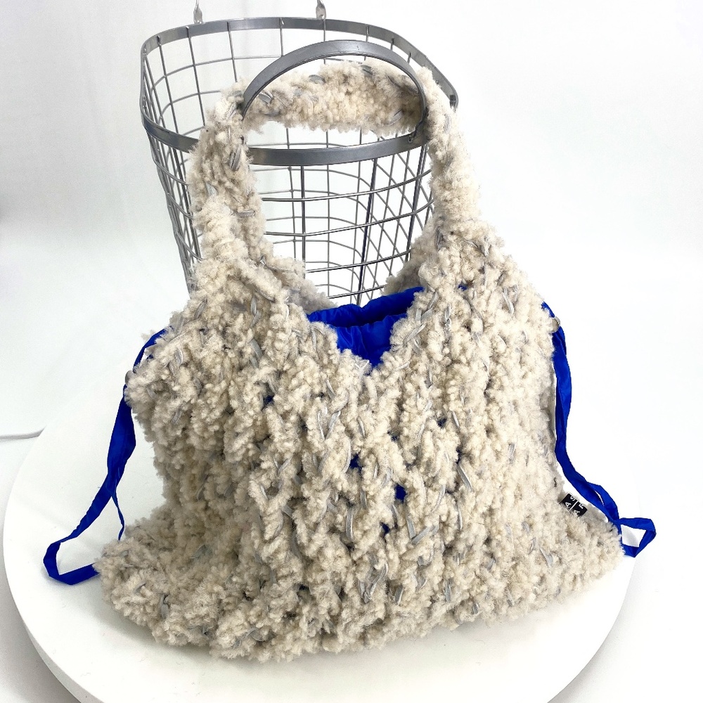 Real Shearling Knit Tote bag with a Detachable Nylon Pouch